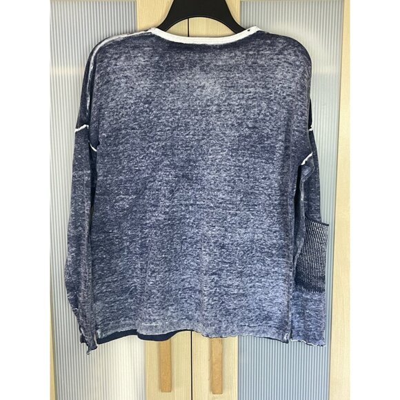 Democracy Distressed Blue Lightweight Knit Sweater Womens Sz M Top Boho Grunge - Picture 6 of 8